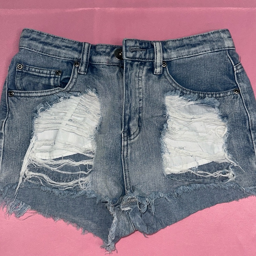 Chiqle Light-wash Ripped Denim Shorty Shorts! Size S Jean Shorts💌💙